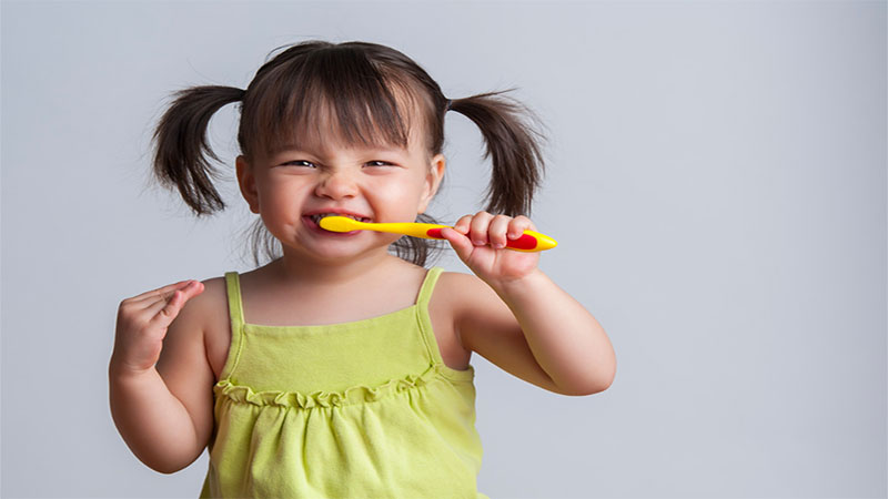 توصیه‌ های بهداشتی دهان و دندان برای کودکان

